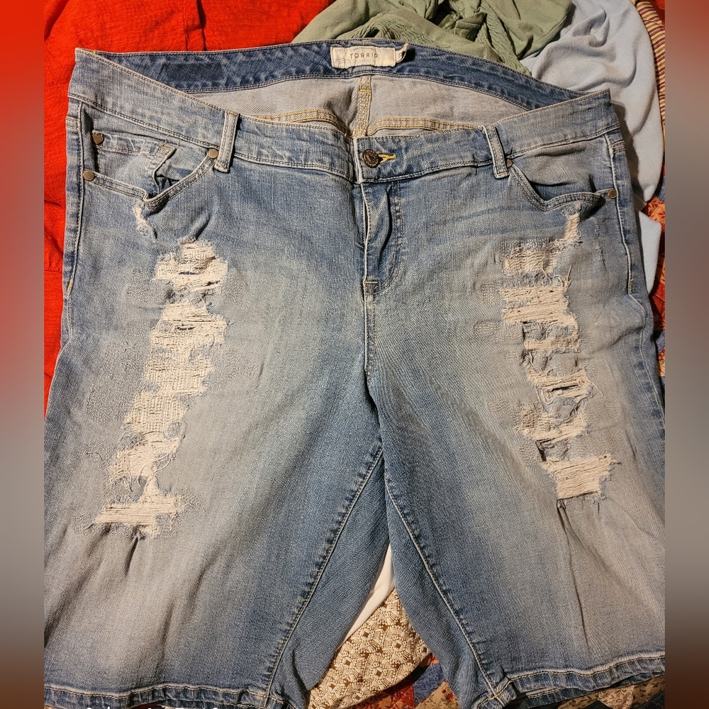 Euc torrid shorts